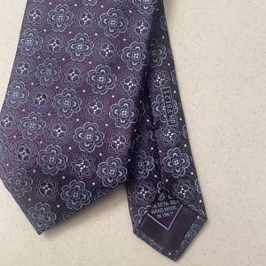 Brioni silk tie